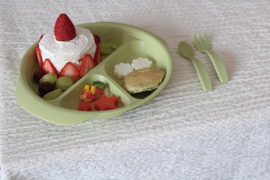 毎日のごはんもお祝いプレートも「iiwan ランチ皿」がおすすめ！